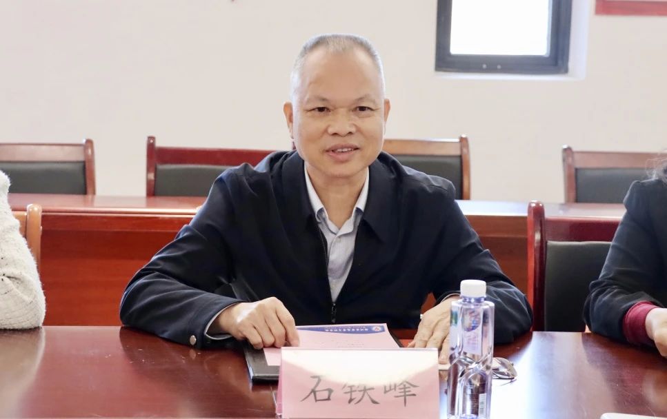 促交流，谋发展—我校赴梧州医学高等专科学校开展座谈交流(图2)