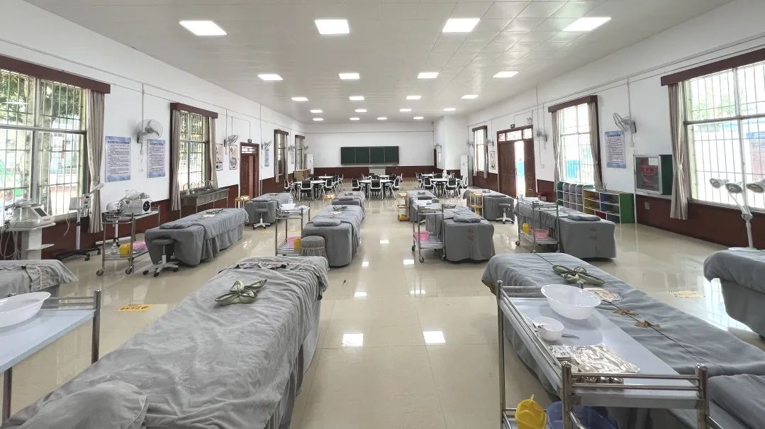 美容保健(图7) 美容保健(图7)