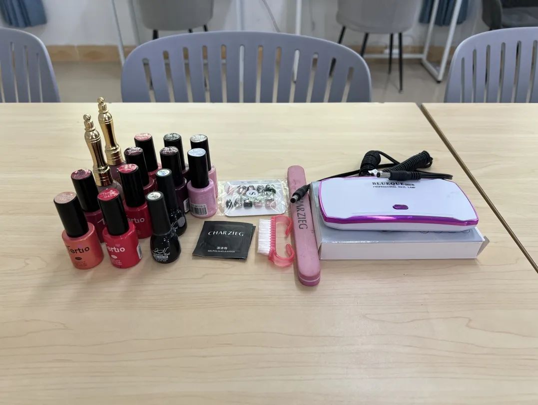 美容保健(图12) 美容保健(图12)