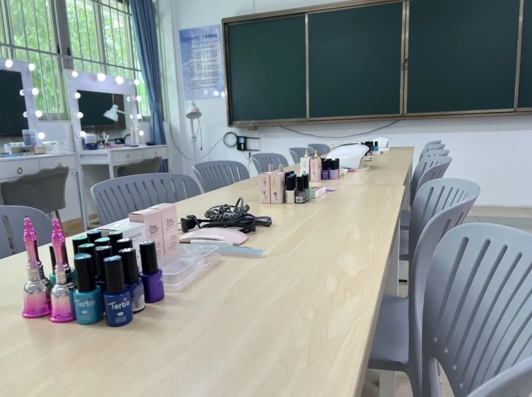 美容保健(图13) 美容保健(图13)