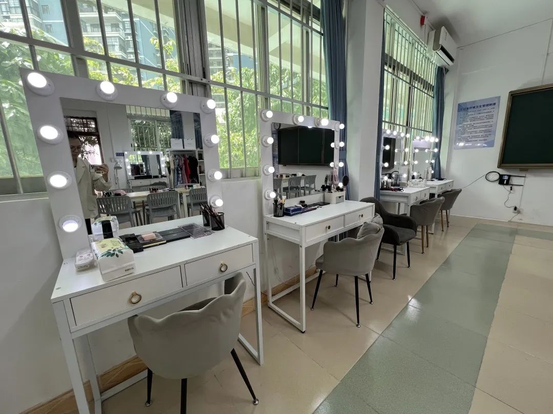 美容保健(图16) 美容保健(图16)